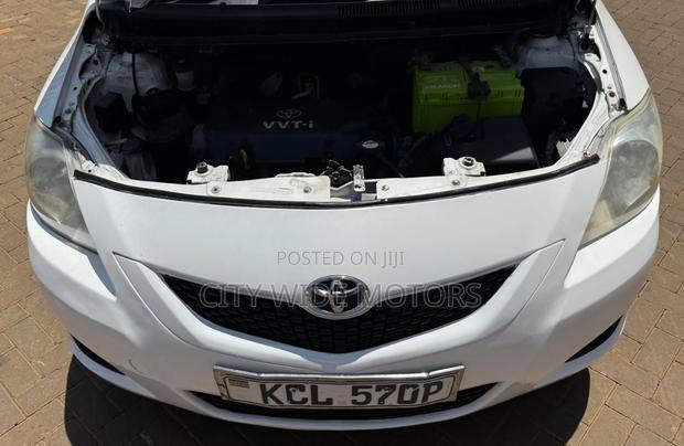 Toyota Belta 2010 White