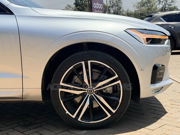 Volvo XC60 2020 Ivory