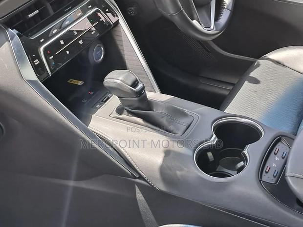Toyota Harrier 2020 White