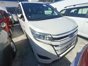 Toyota Noah 1.8 FWD Hybrid (7 seater) 2019 White for sale