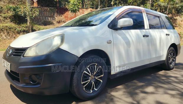 Nissan Advan 2014 White