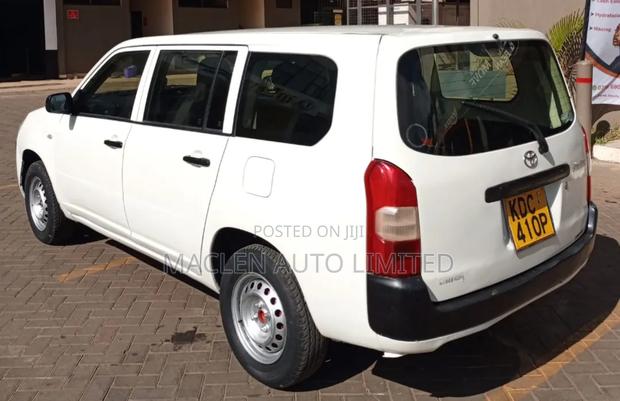 Toyota Probox 2015