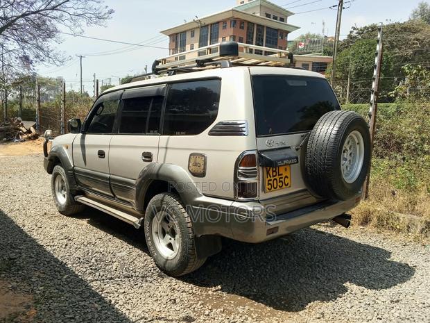 Toyota Land Cruiser Prado 3.0 D-4D 2003 White