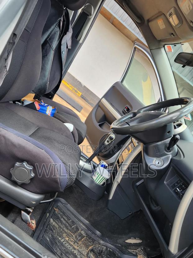 Toyota IST 2005 Silver