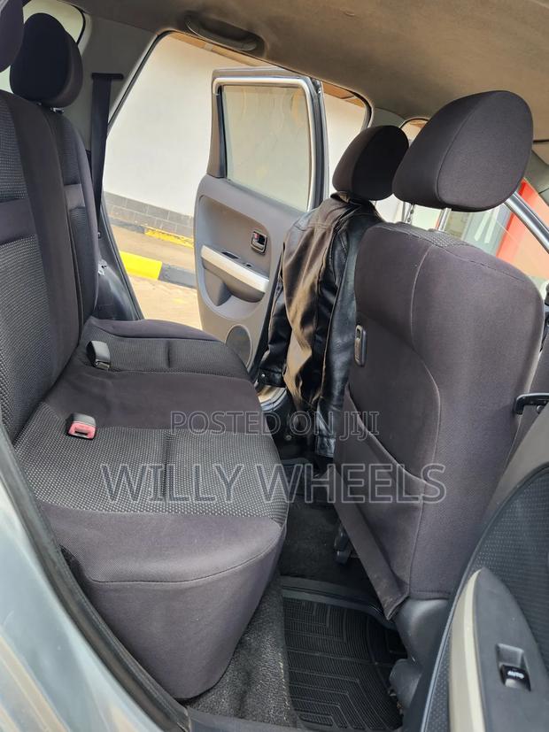 Toyota IST 2005 Silver