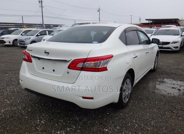 Nissan Bluebird 2019 Off white