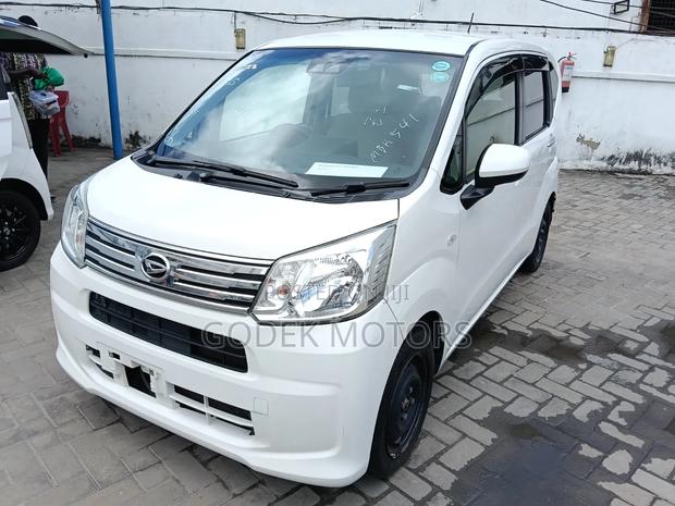 Daihatsu Move 2019 White