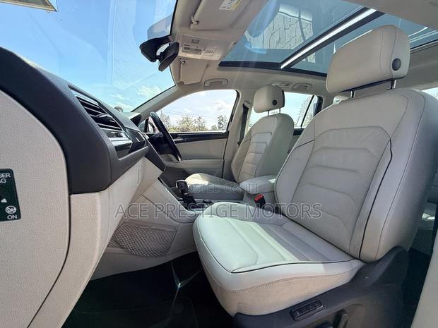 Volkswagen Tiguan 2019 Black