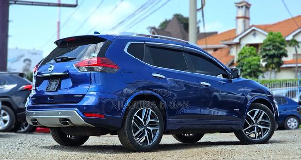 Nissan X-Trail 2.0 Hybrid FWD 2019 Blue