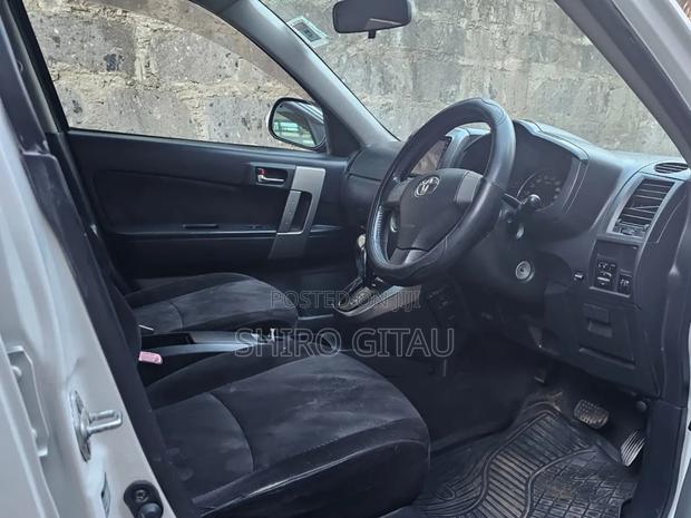 Toyota Rush 1.5 AWD 2011 White