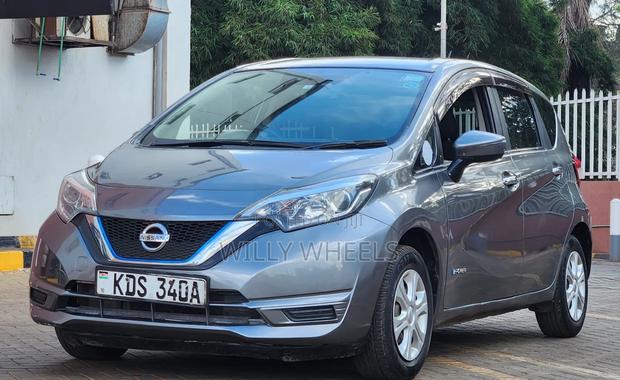 Nissan Note 1.2 Hybrid 2017 Gray