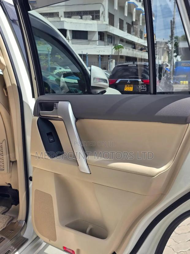 Toyota Land Cruiser Prado 2.7 2020 White