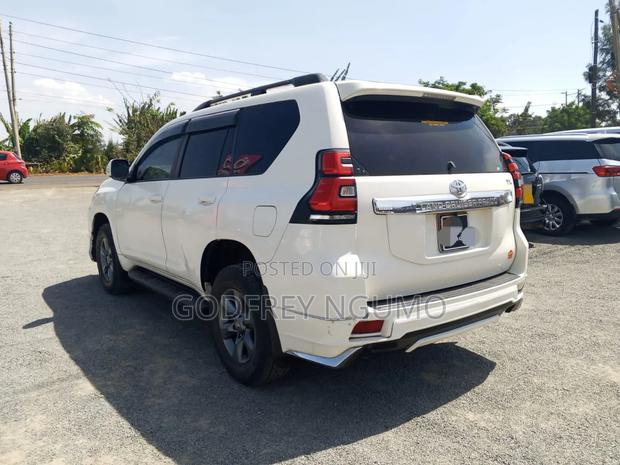 Toyota Land Cruiser Prado 2014 White