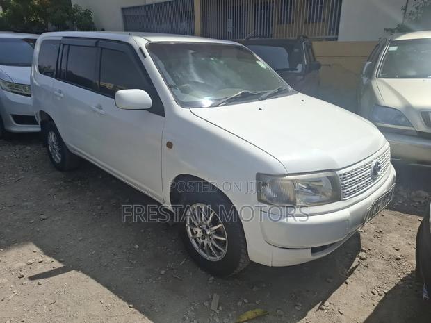 Toyota Probox 2009 White