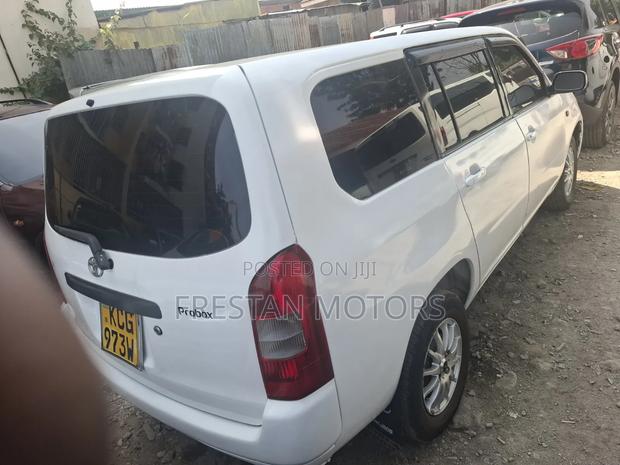Toyota Probox 2009 White