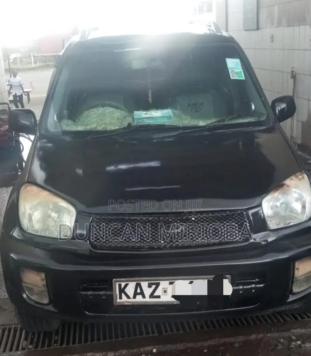 Toyota RAV4 Automatic 2000 Black