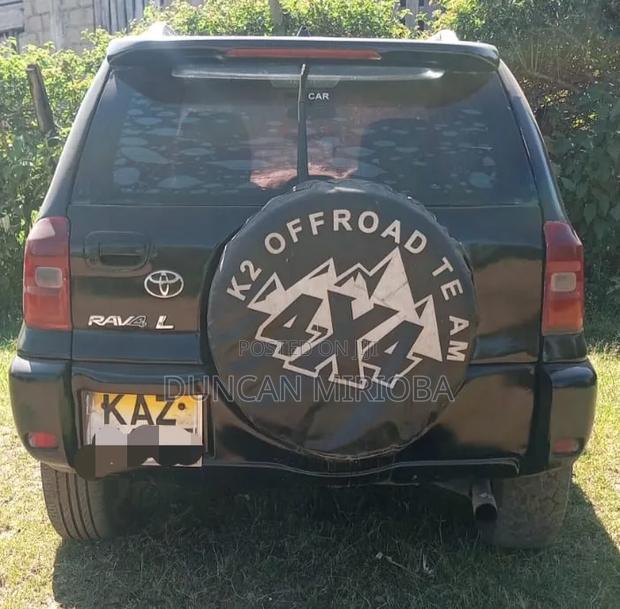 Toyota RAV4 Automatic 2000 Black