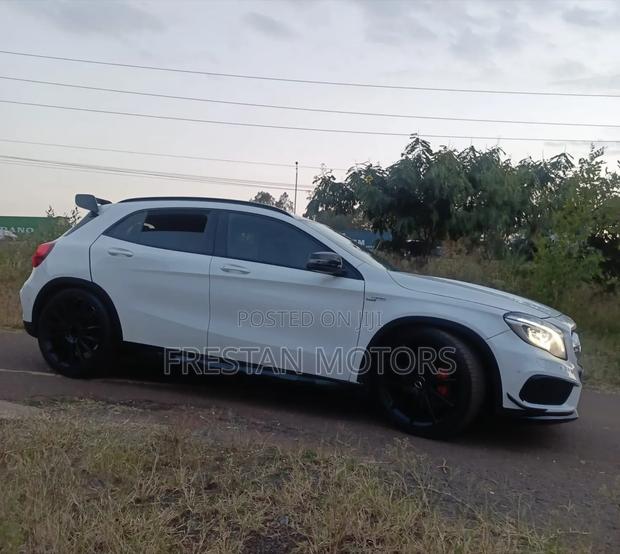 Mercedes-Benz GLA-Class 2016 White