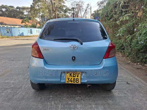 Toyota Vitz 1.3 FWD 5dr 2007 Blue