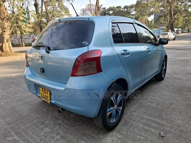 Toyota Vitz 1.3 FWD 5dr 2007 Blue