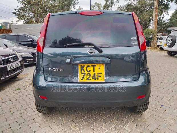 Nissan Note 2011 Gray