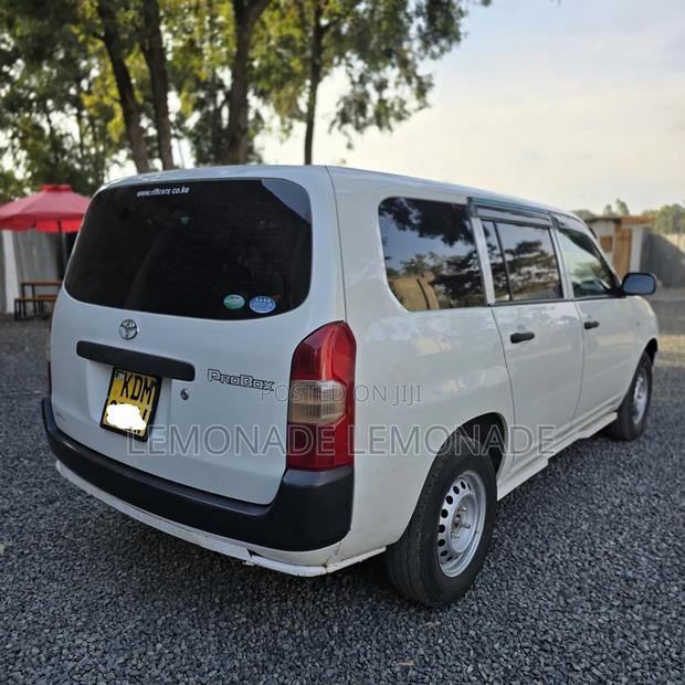 Toyota Probox 1.5 F 2WD 2016 White