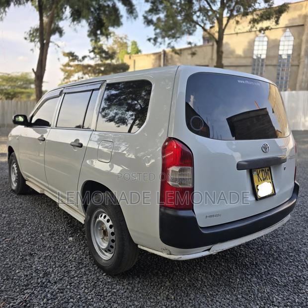 Toyota Probox 1.5 F 2WD 2016 White