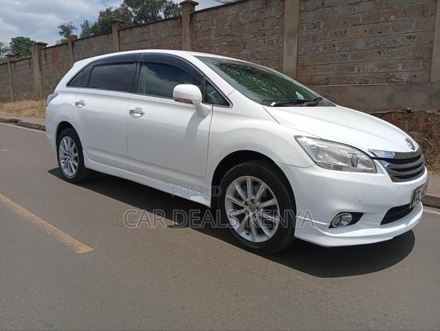 Toyota Mark X Zio 2.4 FWD (7 seater) 2009 White