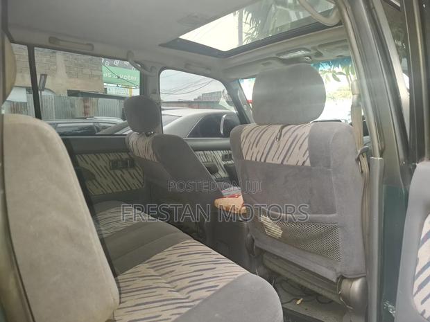 Toyota Land Cruiser Prado 1999 Green