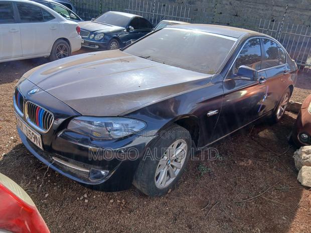 BMW 523i 2012 Blue