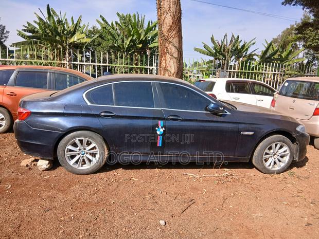 BMW 523i 2012 Blue