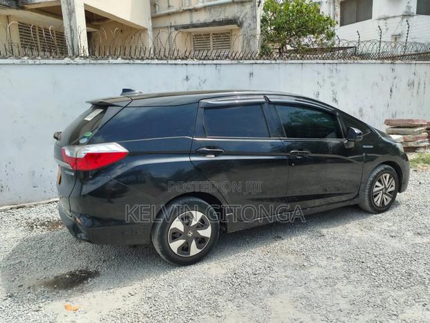 Honda Fit Shuttle 2017 Black
