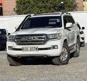 Toyota Land Cruiser 2012 White for sale