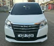 Toyota Noah 2017 Ivory for sale