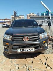Toyota Hilux 2016 Gray for sale