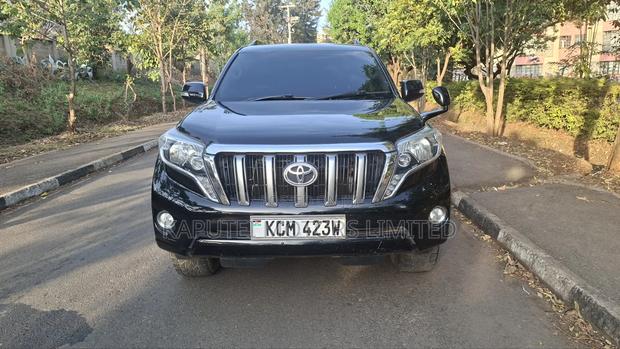 Toyota Land Cruiser 2014 Black