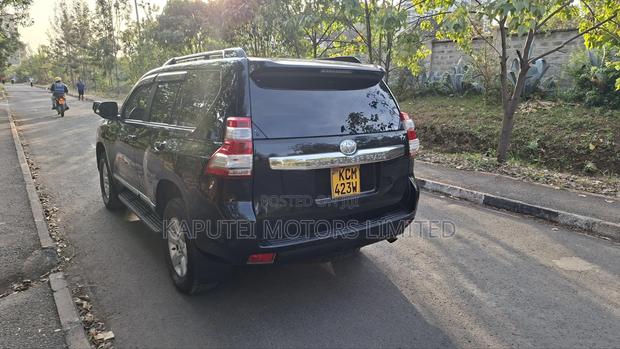 Toyota Land Cruiser 2014 Black