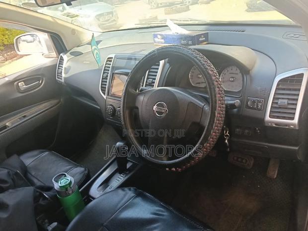 Nissan Wingroad 2007 Silver