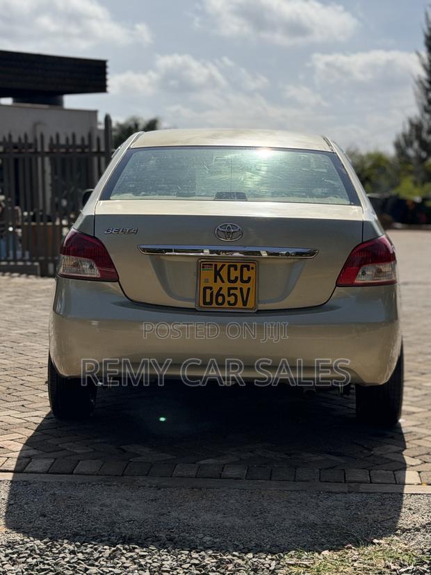 Toyota Belta 2008 Green