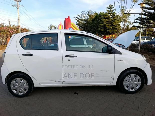 Toyota Pixis 2017 White