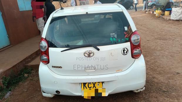 Toyota Passo 1.0 FWD 2012 White