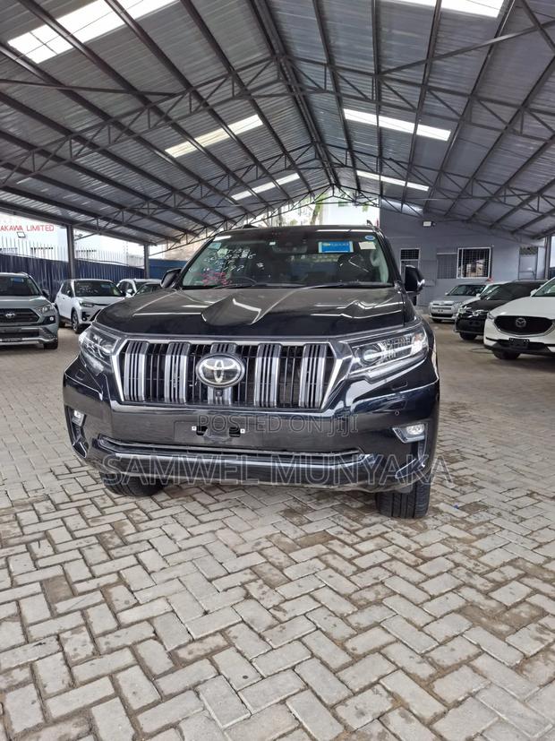 Toyota Land Cruiser Prado 2.8 2020 Black