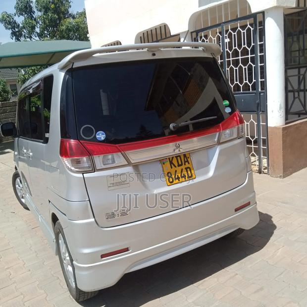 Mitsubishi Delica 2013 Silver