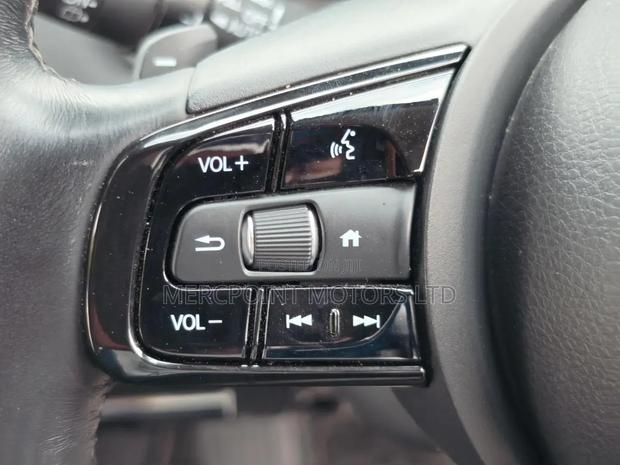 Honda Vezel 1.5 4WD 2021 Matt Black