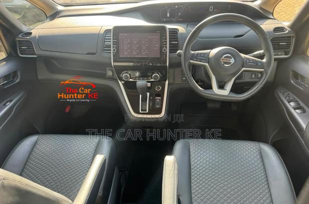 Nissan Serena 2019