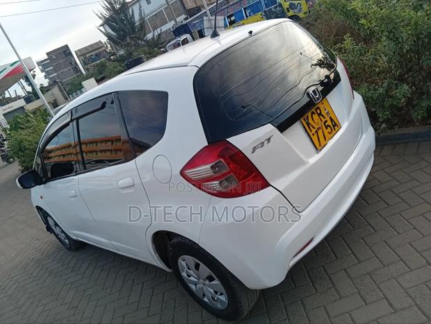 Honda Fit 2011 White