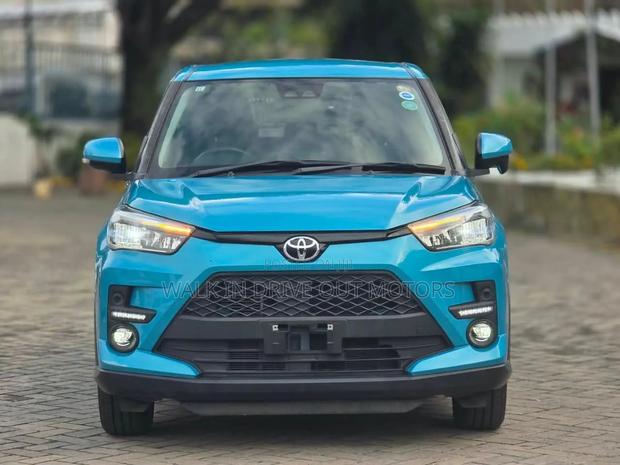 Toyota Raize 2019 Blue