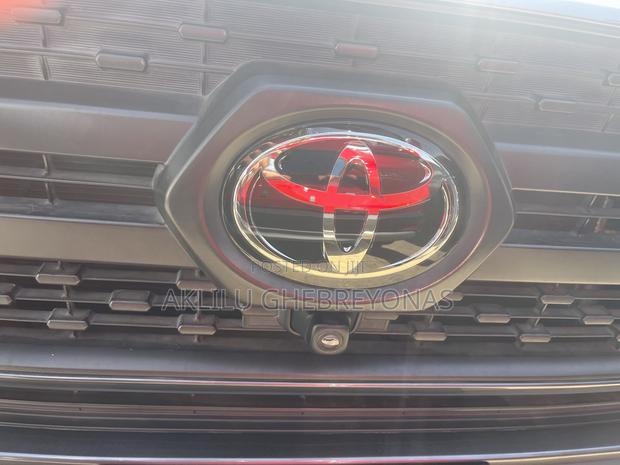 Toyota RAV4 Adventure AWD 2020 Gray