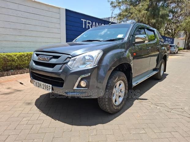 Isuzu D-MAX 2022 Gray