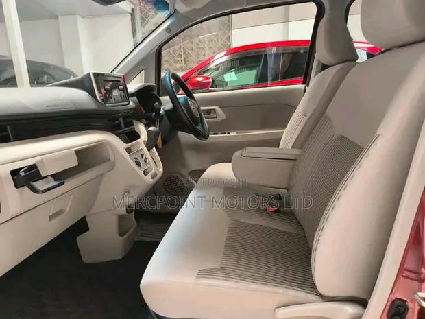Daihatsu Move 2019 Red